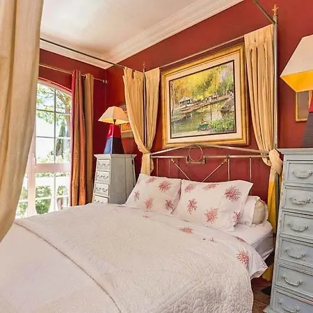 Sleeps 10 Pool Air Con * Almancil